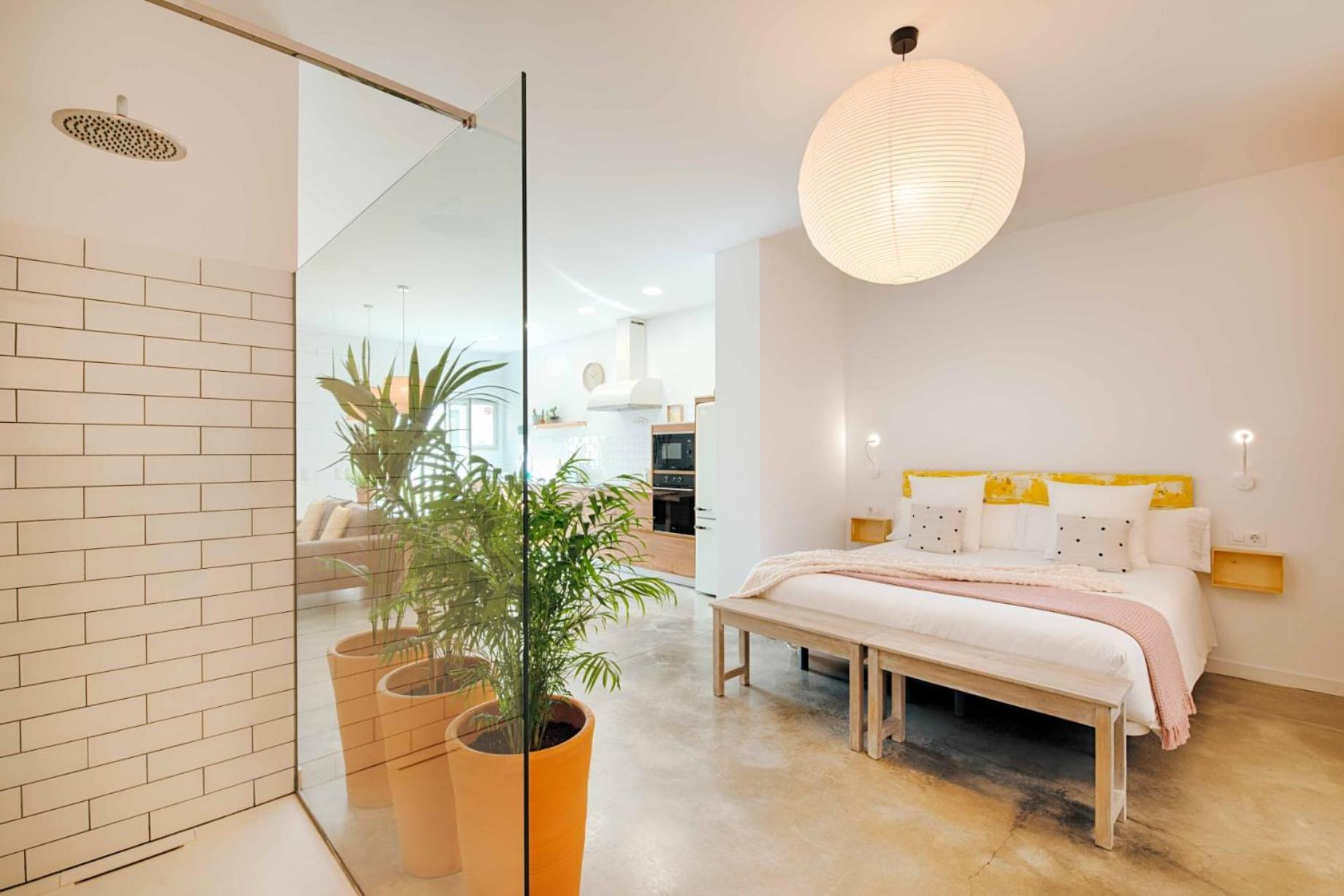 Loft Con Piscina Climatizada De Agua Salada Y Parking En El Centro De Figueres Apartment Figueres  Exterior photo